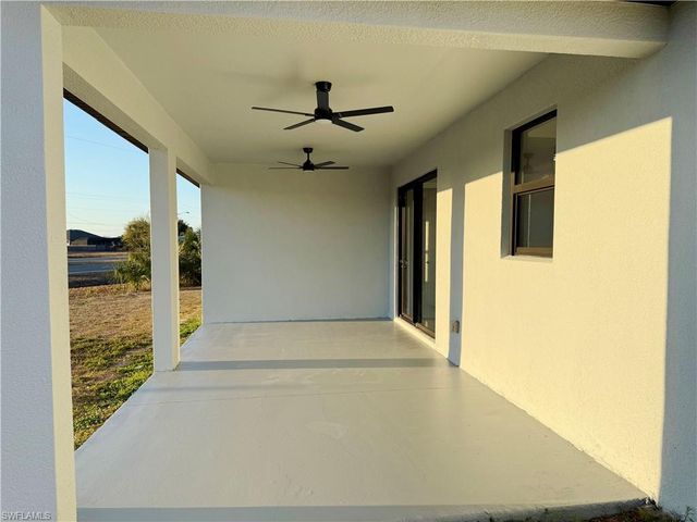 2 NE 3rd LN, Cape Coral, FL 33909