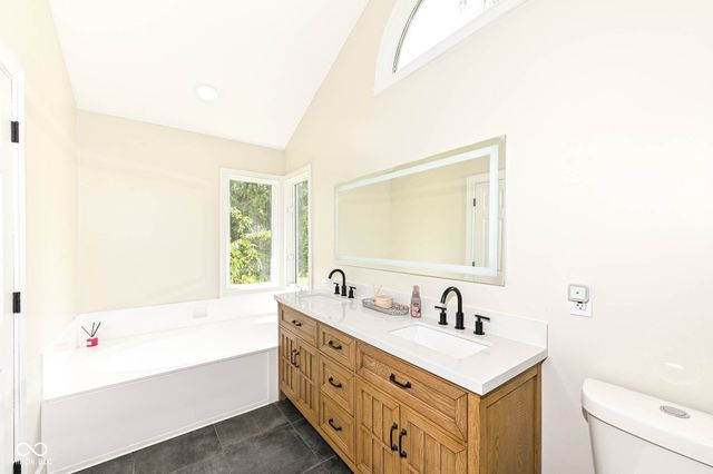 11936 Halla Place, Fishers, IN 46038