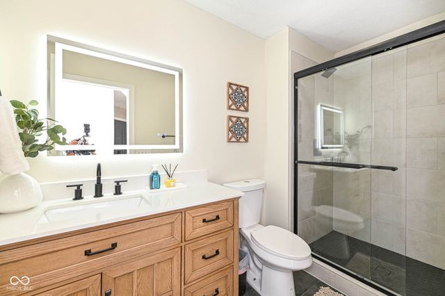 11936 Halla Place, Fishers, IN 46038