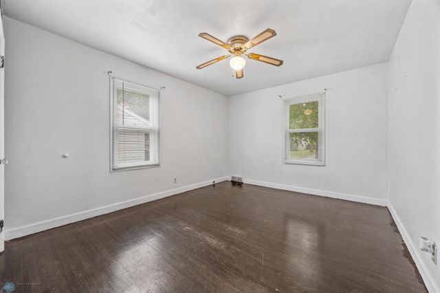 1130 Oak Street N, Fargo, ND 58102