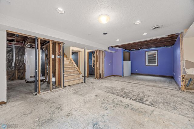 1130 Oak Street N, Fargo, ND 58102