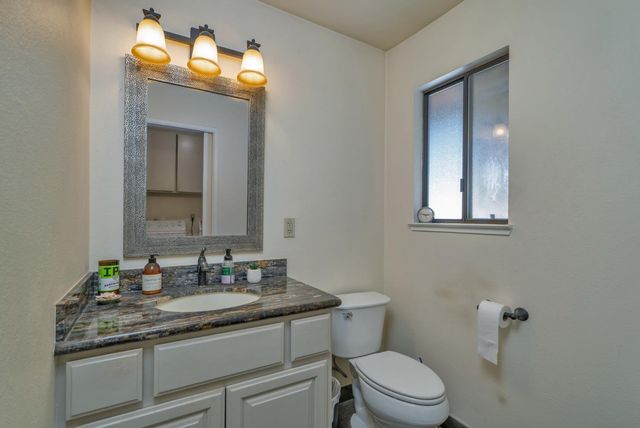 2655 Mona Dr, Placerville, CA 95667