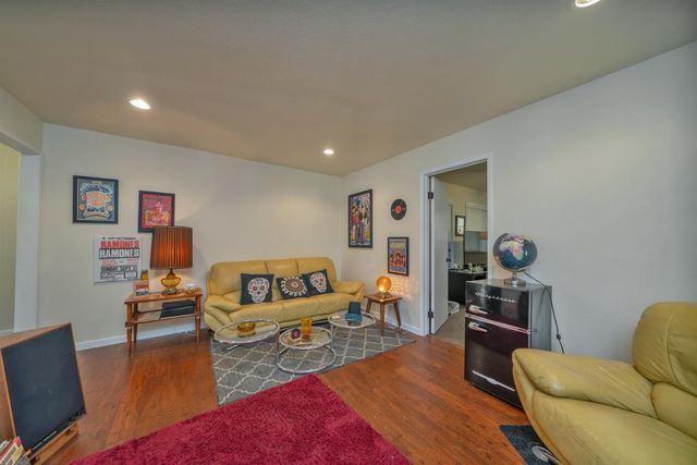 2655 Mona Dr, Placerville, CA 95667