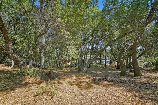 2655 Mona Dr, Placerville, CA 95667