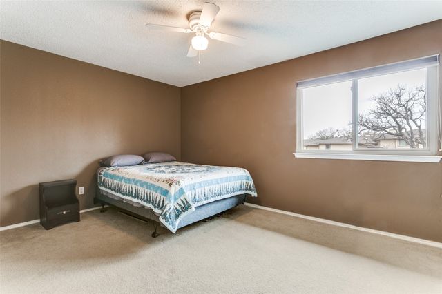 51 Morrow Drive, Bedford, TX 76021