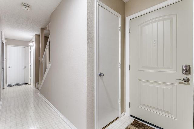 51 Morrow Drive, Bedford, TX 76021