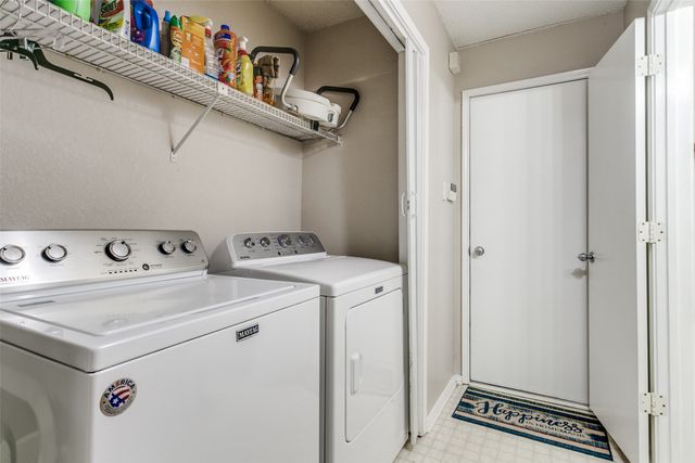 51 Morrow Drive, Bedford, TX 76021