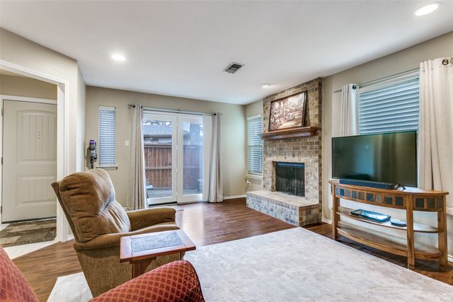 51 Morrow Drive, Bedford, TX 76021