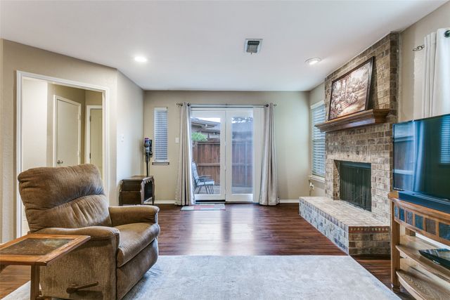 51 Morrow Drive, Bedford, TX 76021