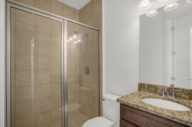 699 S DIXIE DRIVE, Howey In The Hills, FL 34737