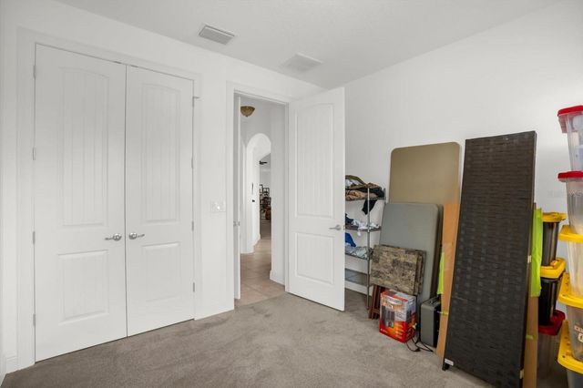 699 S DIXIE DRIVE, Howey In The Hills, FL 34737