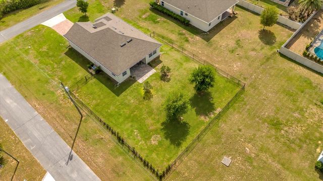 699 S DIXIE DRIVE, Howey In The Hills, FL 34737