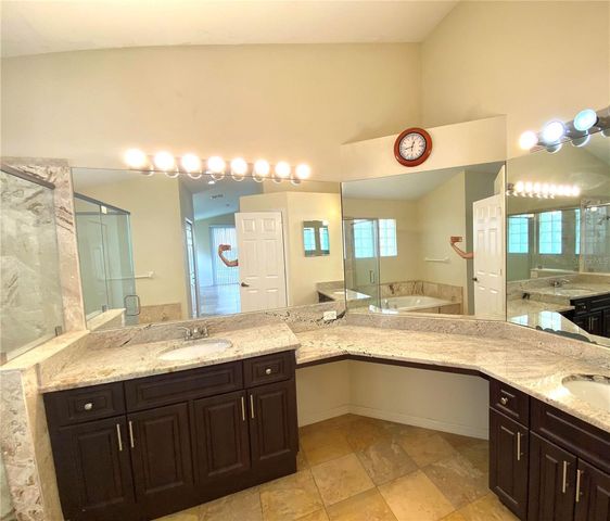 9420 BLUEBIRD DRIVE, Tampa, FL 33647