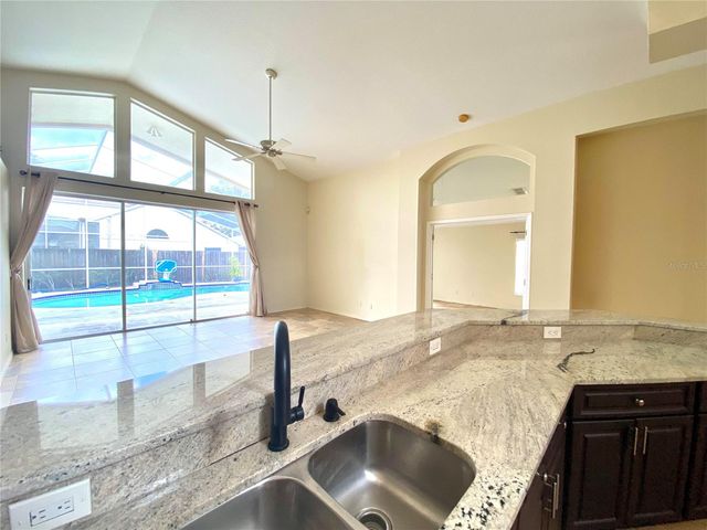 9420 BLUEBIRD DRIVE, Tampa, FL 33647