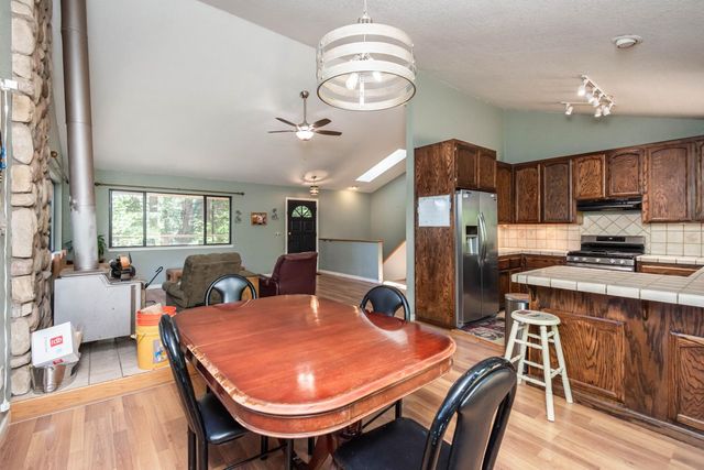 2778 Polaris St, Pollock Pines, CA 95726