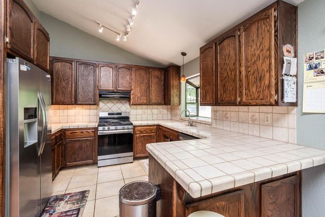 2778 Polaris St, Pollock Pines, CA 95726