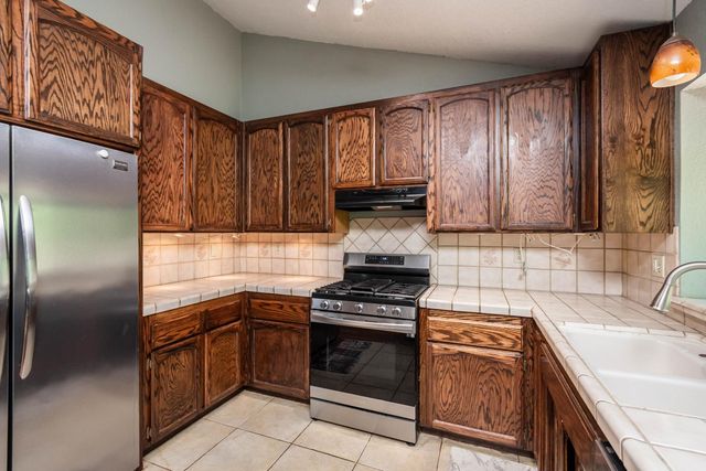2778 Polaris St, Pollock Pines, CA 95726