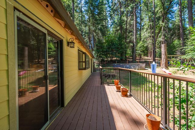 2778 Polaris St, Pollock Pines, CA 95726