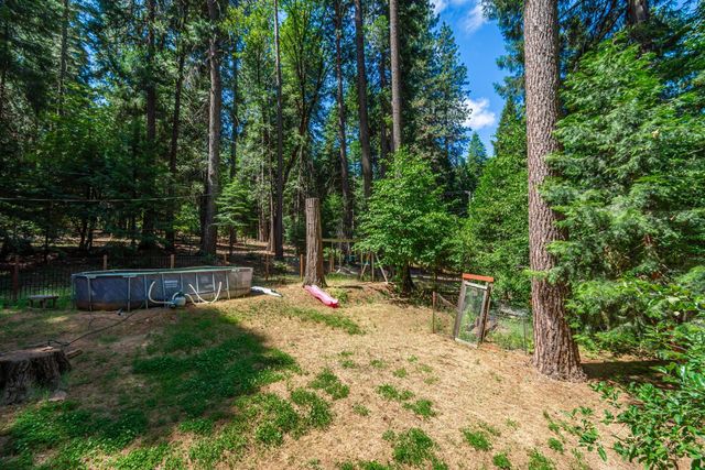 2778 Polaris St, Pollock Pines, CA 95726