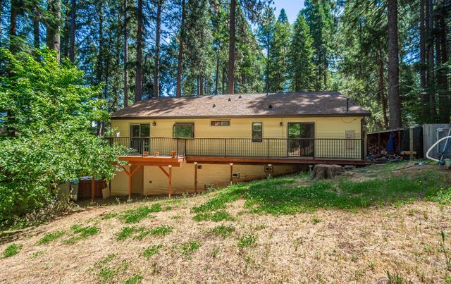 2778 Polaris St, Pollock Pines, CA 95726