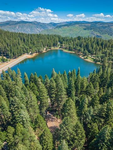 2778 Polaris St, Pollock Pines, CA 95726