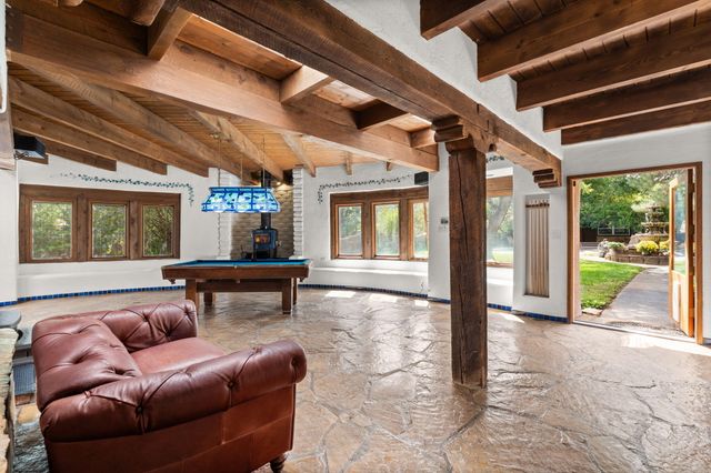 1504 N Lucyle Place NW, Albuquerque, NM 87114