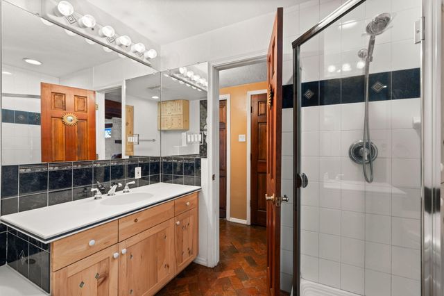 1504 N Lucyle Place NW, Albuquerque, NM 87114