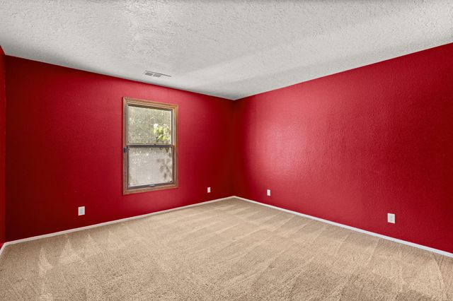 1504 N Lucyle Place NW, Albuquerque, NM 87114