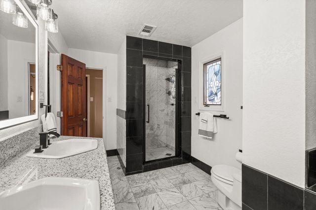 1504 N Lucyle Place NW, Albuquerque, NM 87114