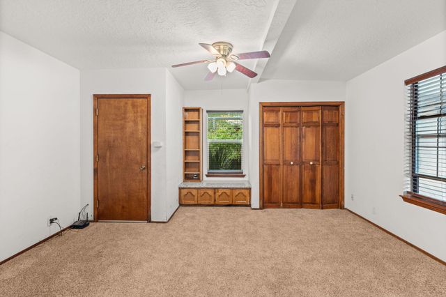 1504 N Lucyle Place NW, Albuquerque, NM 87114