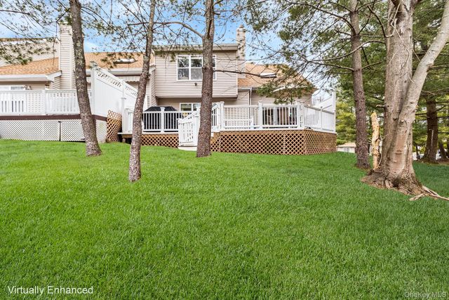 1 Northridge Circle, Huntington, NY 11743