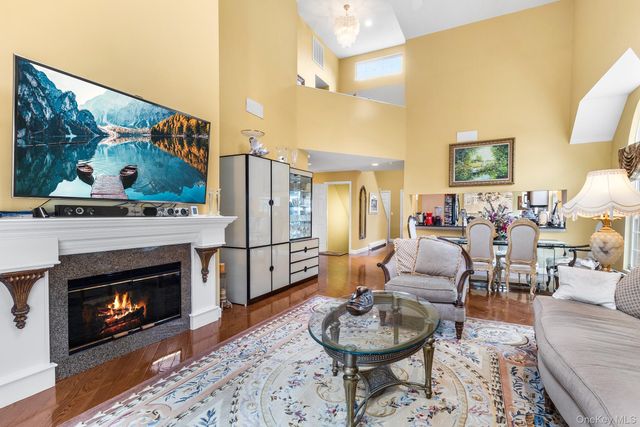 1 Northridge Circle, Huntington, NY 11743