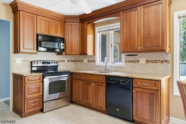 4 GAIL COURT, Hillsborough Twp., NJ 08844