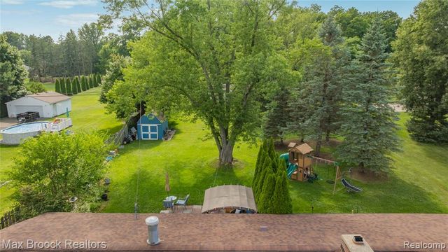 2810 Walbridge Road, Rochester Hills, MI 48307