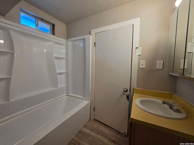 1222 BRIGHTON, San Antonio, TX 78211