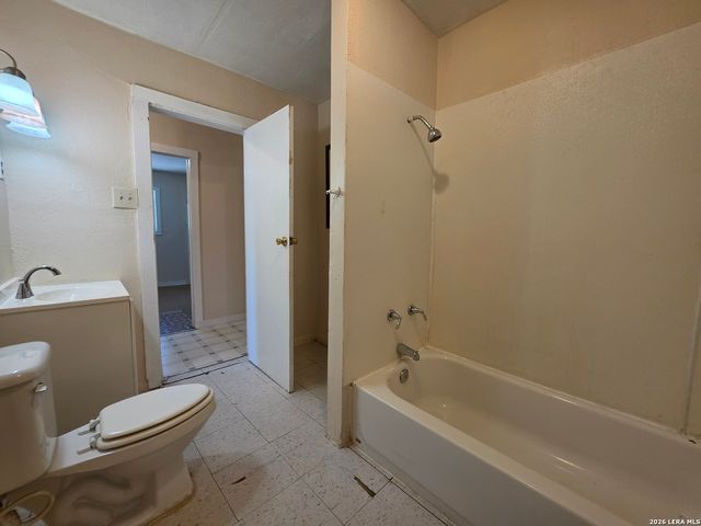 1222 BRIGHTON, San Antonio, TX 78211