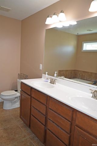 4104 Eagle Watch Drive, Evansville, IN 47725