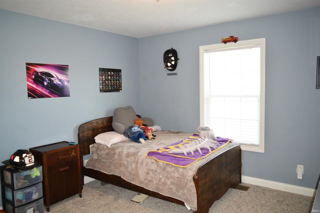 4104 Eagle Watch Drive, Evansville, IN 47725