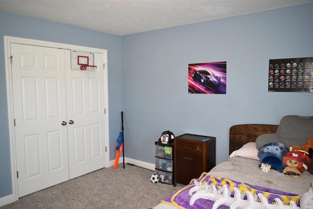 4104 Eagle Watch Drive, Evansville, IN 47725