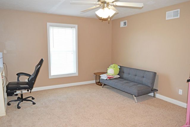4104 Eagle Watch Drive, Evansville, IN 47725