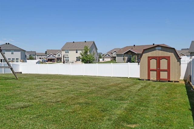 4104 Eagle Watch Drive, Evansville, IN 47725