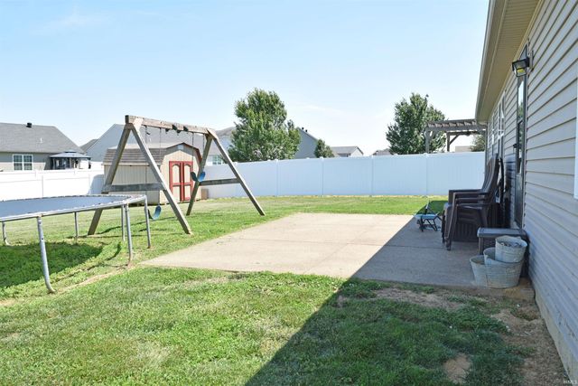 4104 Eagle Watch Drive, Evansville, IN 47725