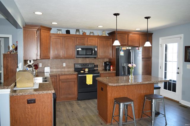 4104 Eagle Watch Drive, Evansville, IN 47725