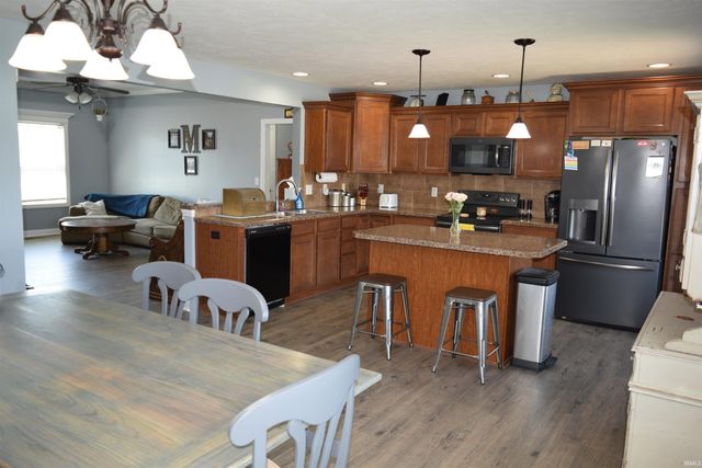 4104 Eagle Watch Drive, Evansville, IN 47725