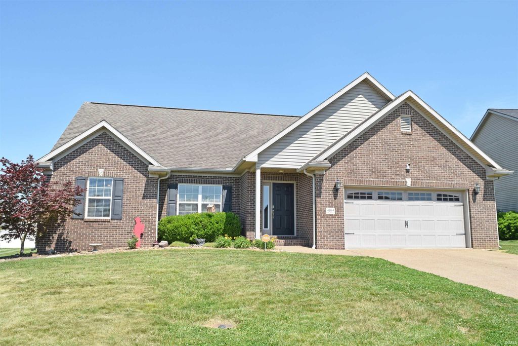 4104 Eagle Watch Drive, Evansville, IN 47725