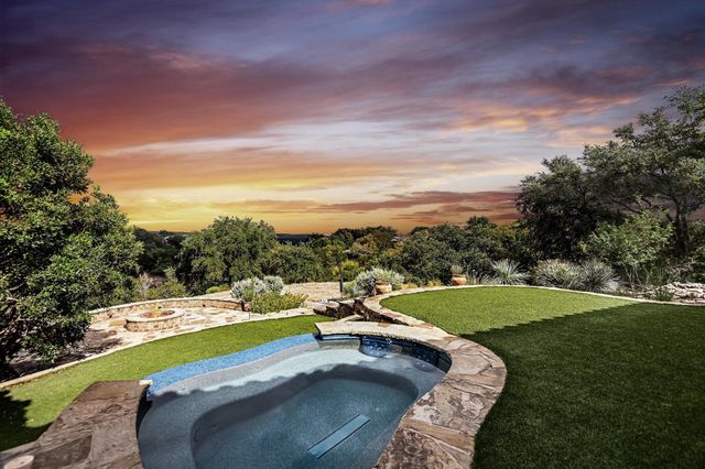 26804 Masters PKWY, Spicewood, TX 78669