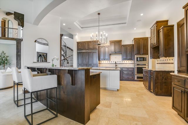 26804 Masters PKWY, Spicewood, TX 78669