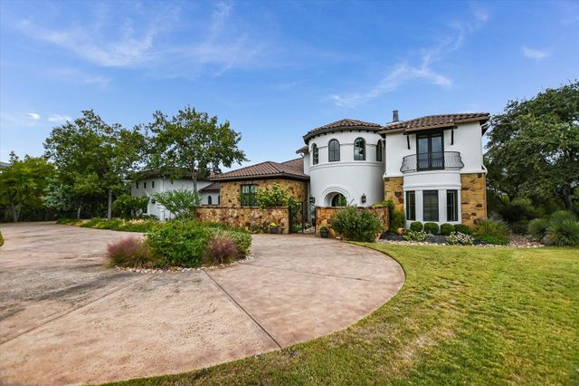 26804 Masters PKWY, Spicewood, TX 78669
