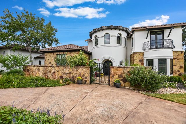 26804 Masters PKWY, Spicewood, TX 78669