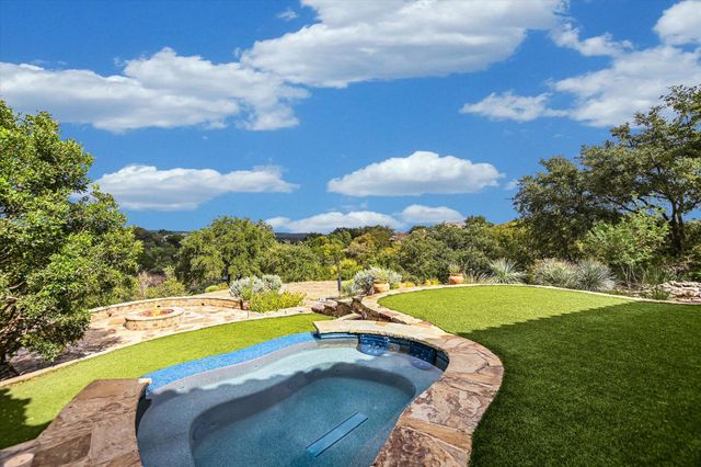 26804 Masters PKWY, Spicewood, TX 78669